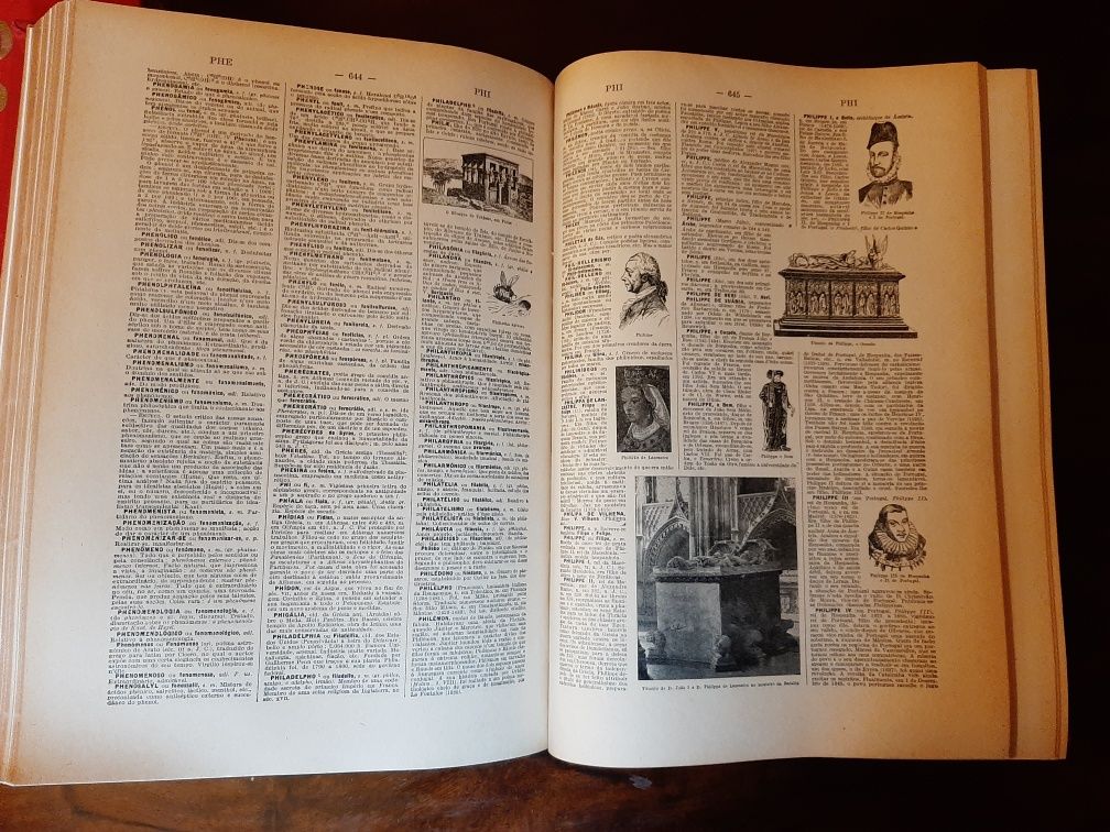 Antiga Enciclopédia ilustrada Lello Universal (2 vols)