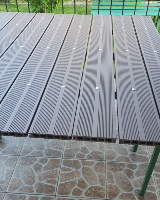 Stół ogrodowyna taras