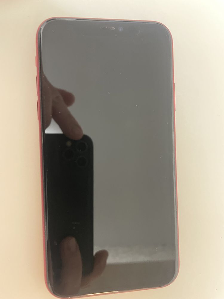 Продам iphone 11