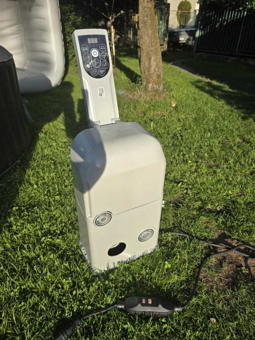 Pompa do Bestway Lay-Z-spa Hawii model 2025 wbudowana