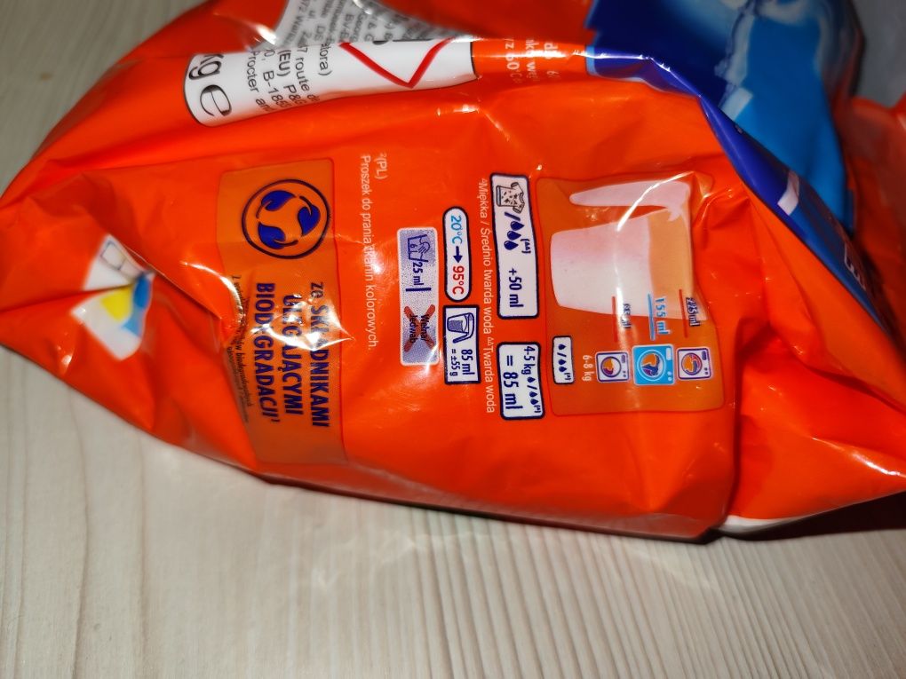 Proszek do prania tkanin kolorowych 1.1 kg