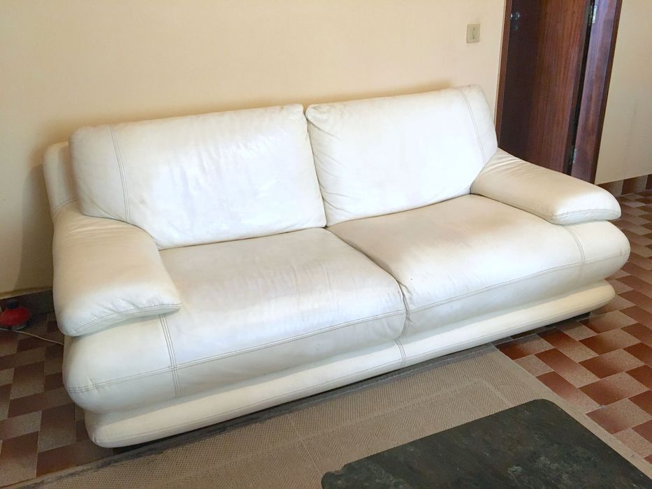 Sofá branco de couro genuíno