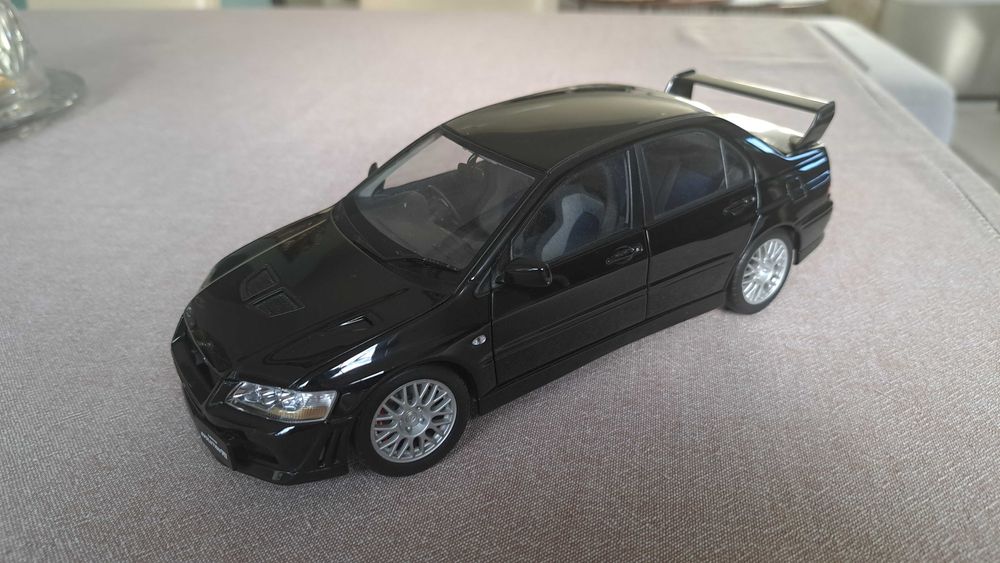 Mitsubishi Lancer Evolution VII, 1:18 Autoart