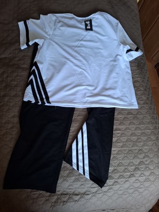 Продається жіночій прогулянковий костюм 58-60 розміру