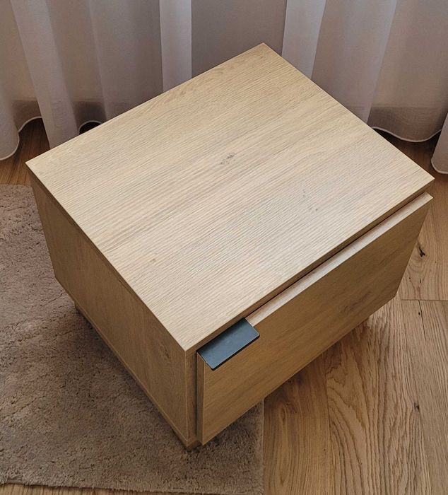 Safka nocna z drzwiami VOX seria Simple