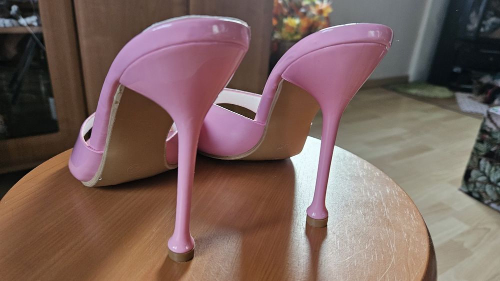 Sexy klapki na szpilce nr 40 różowe - nowe