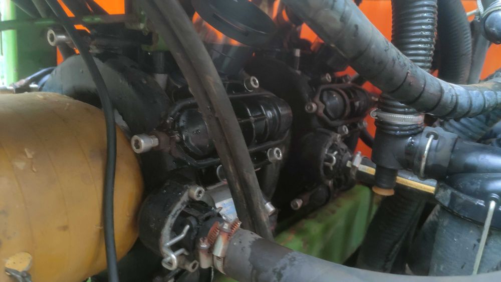 Opryskiwacz ciągany AMAZONE UG 3000 18m. szer.