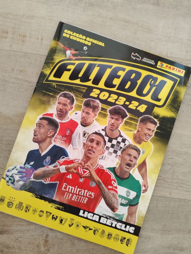 Colecção Oficial de Cromos Liga Betclic Futebol 23/24