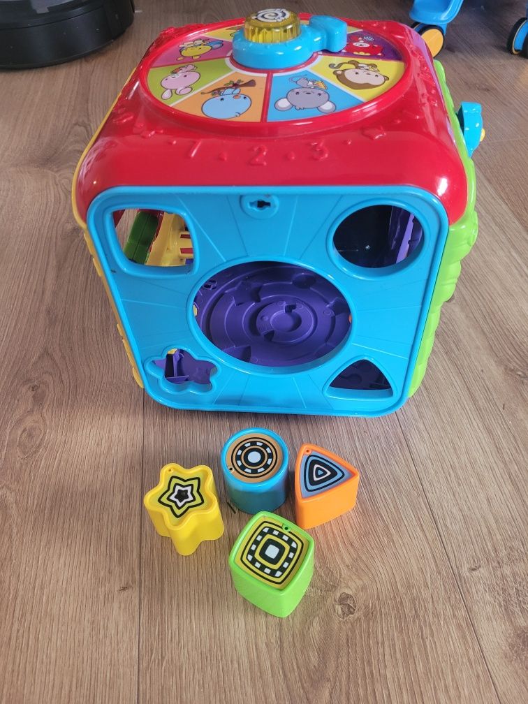 Interaktywna kostka Fisher price