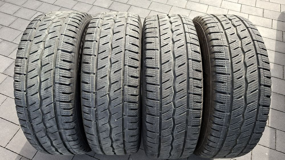 Opony zimowe Hankook Winter I cept 225 65 R16C