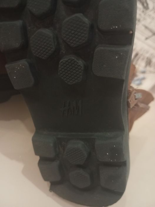 Осіннє фірмове взуття для дівчинки чоботи,ботінки, резинові сапоги