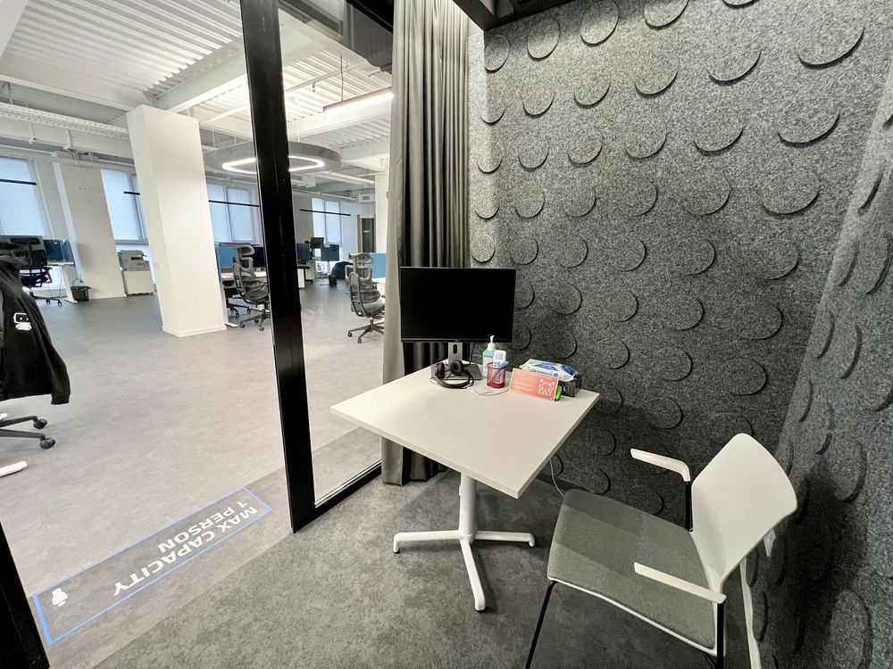 Розкішний VIP-офіс 750 (м2) з дизайнерським ремонтом та меблям в БЦ