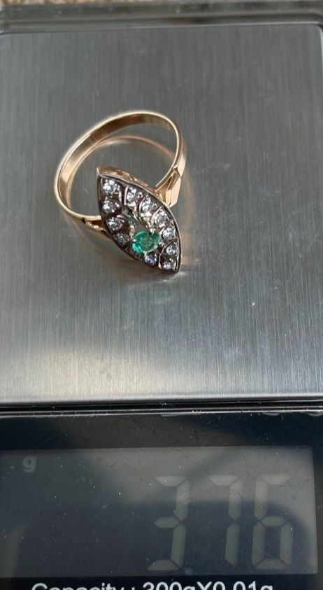 Кольцо маркиз ссср с бриллиантами изумрудом діамантами 3,76г р.17,5