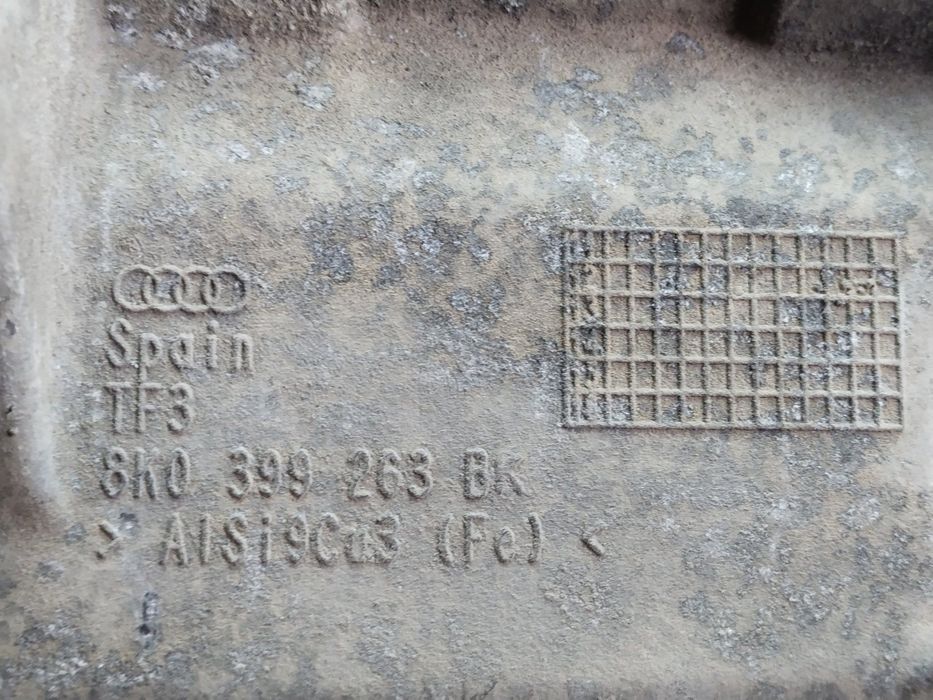Audi A4 B8 07-15 A5 Q5 2.0 кронштейн опора коробки передач 8K0399263BK