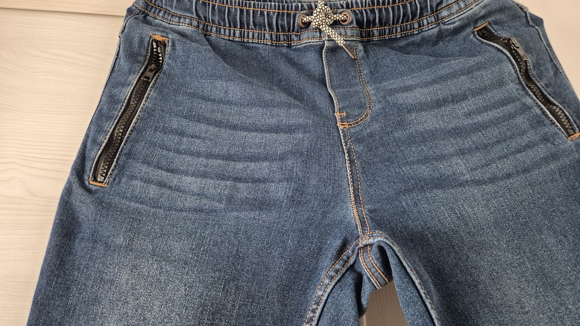 Joggery spodnie chłopięce 170/176 dżinsy