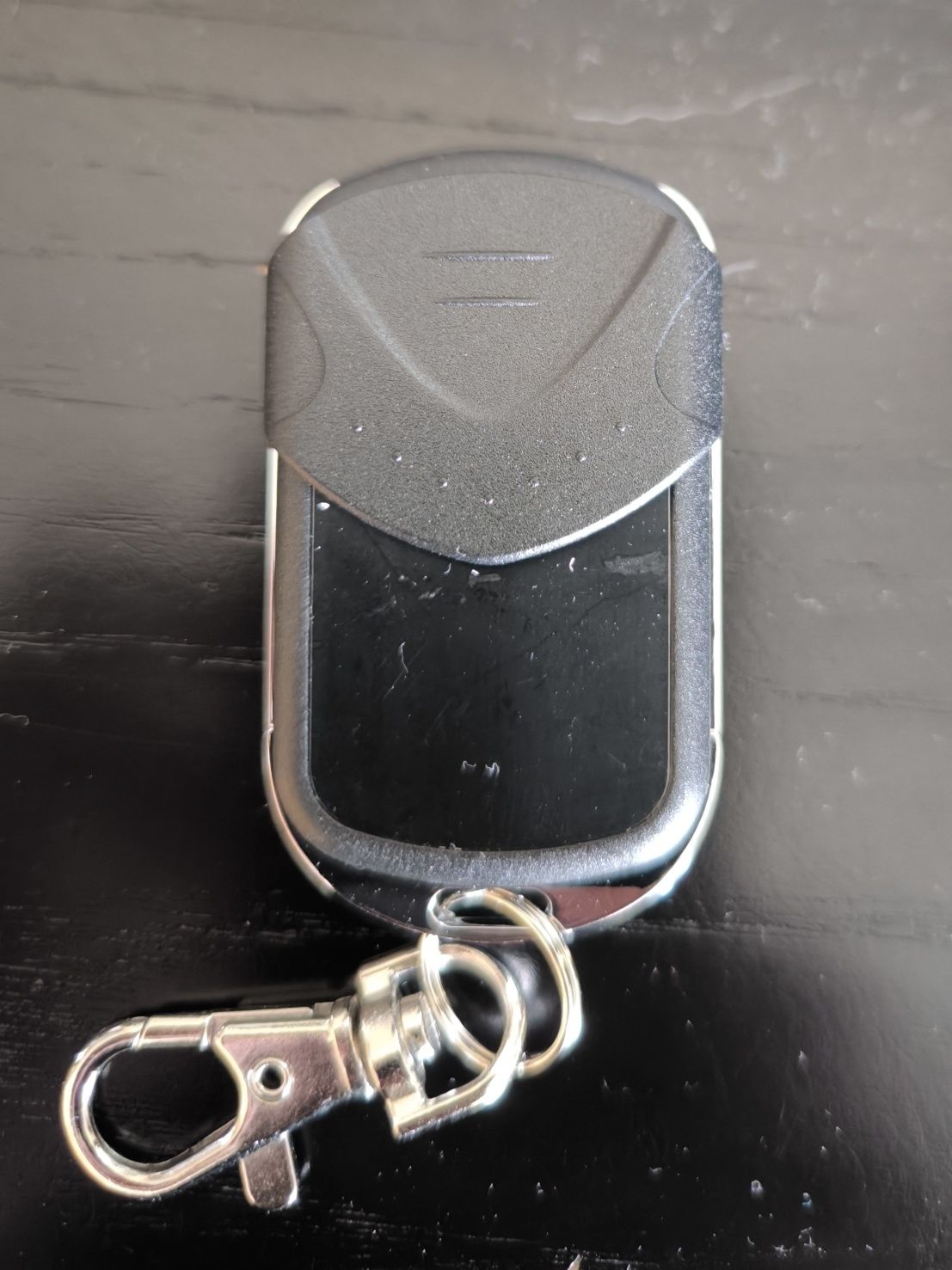 Comando garagem UKNDV