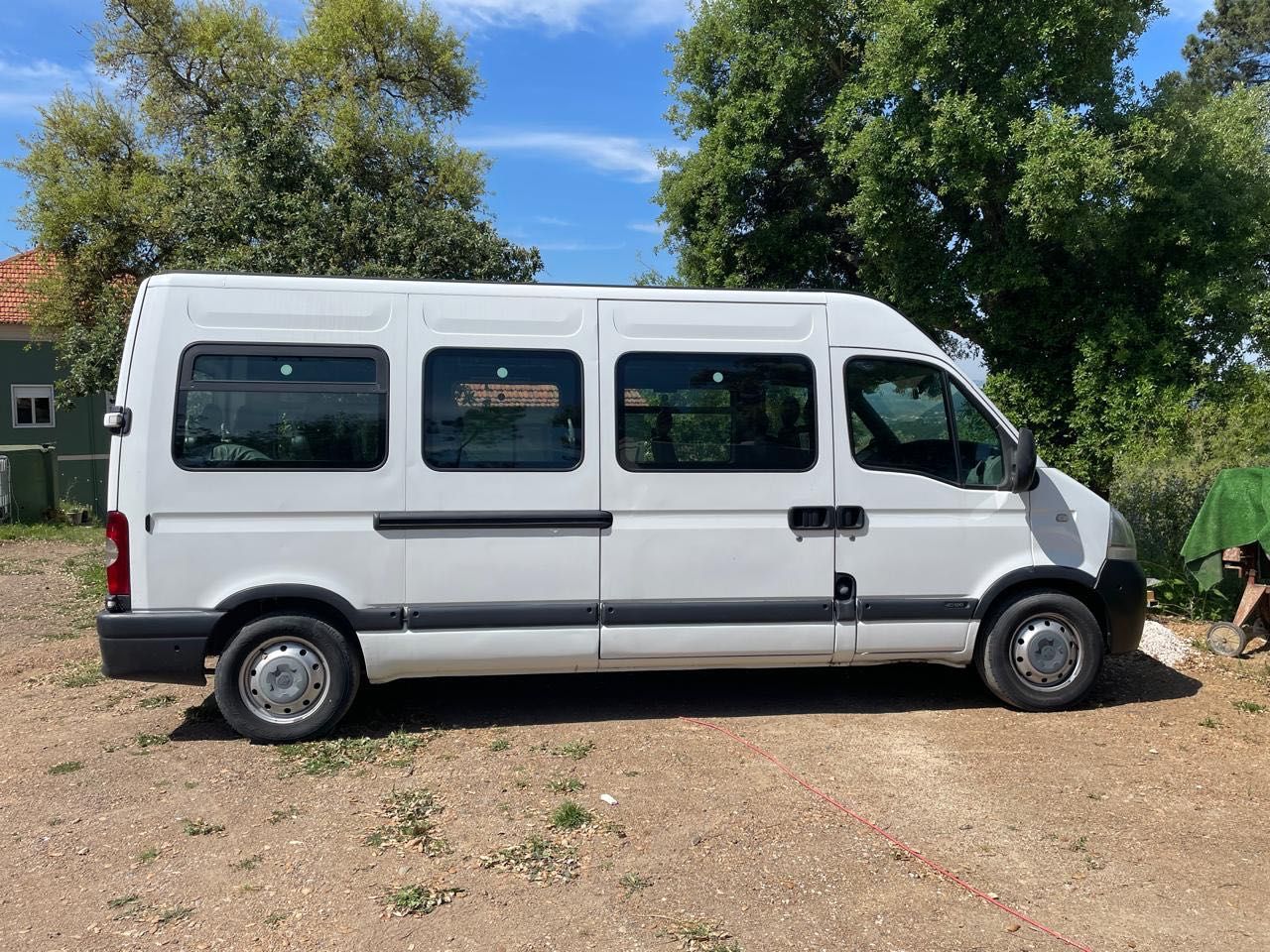 Renault Master 2008 bem conservada