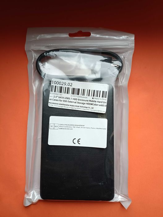 Внешний жесткий диск 750гб, USB-3.