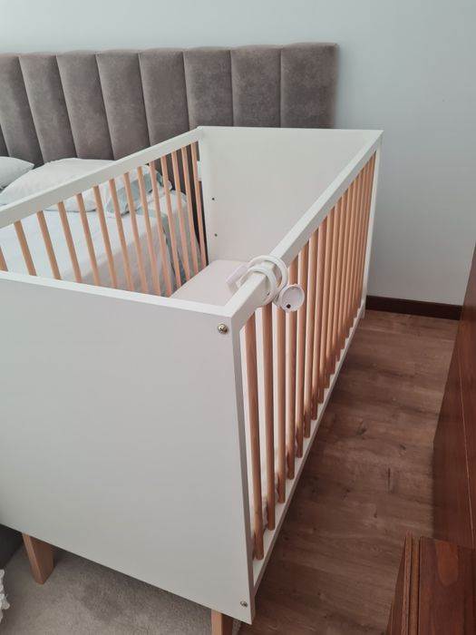 Berço Zippy 3 em 1 e colchão aerosleep