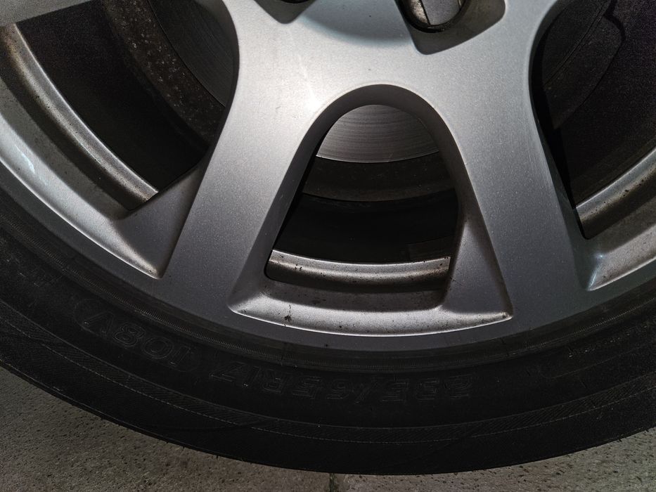 Koła felgi aluminiowe audi opony R17 5x112 ET39