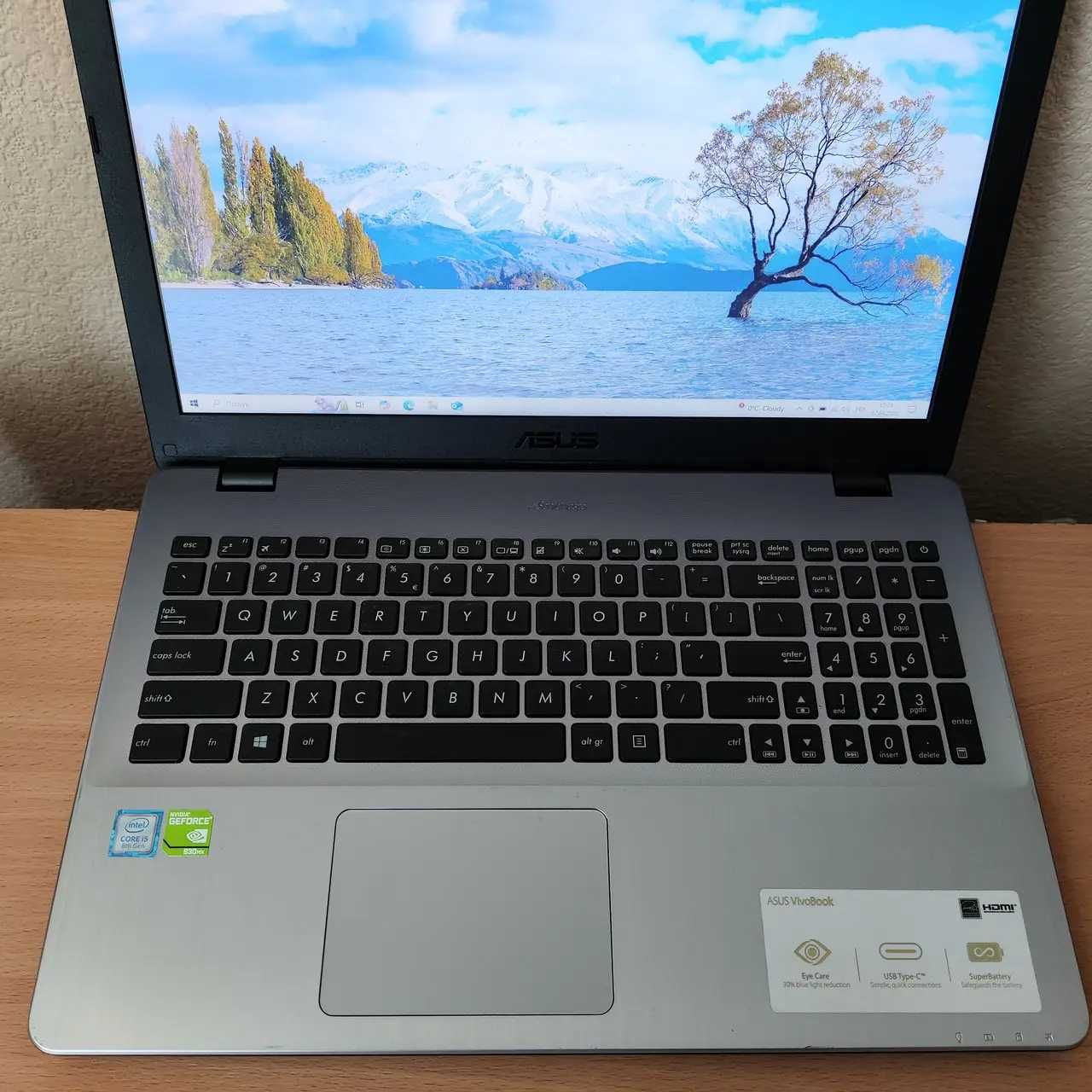 Ігровий Asus X542U 15.6"FHD i5-8250u/8Gb DDR4/256SSD/GeForce 930MX 2Gb