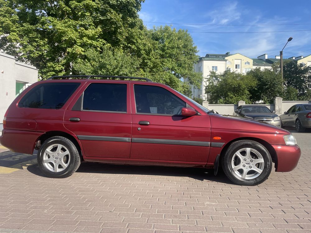Ford Escort 1998р. Супер стан! 120тис оригінальний пробіг.