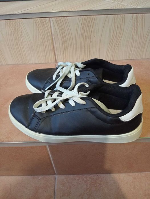 Trampki czarno białe