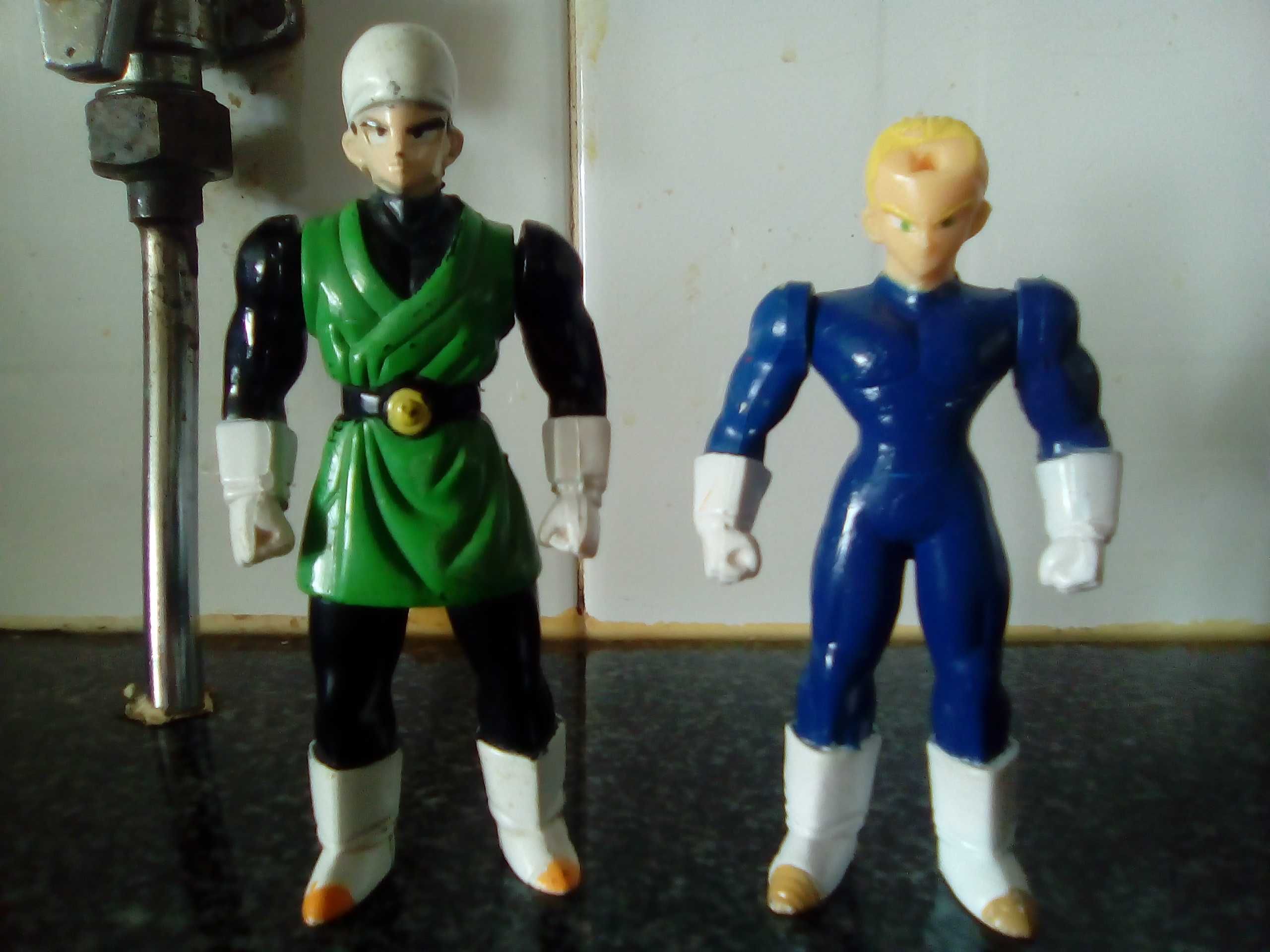 Conjunto de figuras/brinquedos Parte 2 (Ler Descrição)