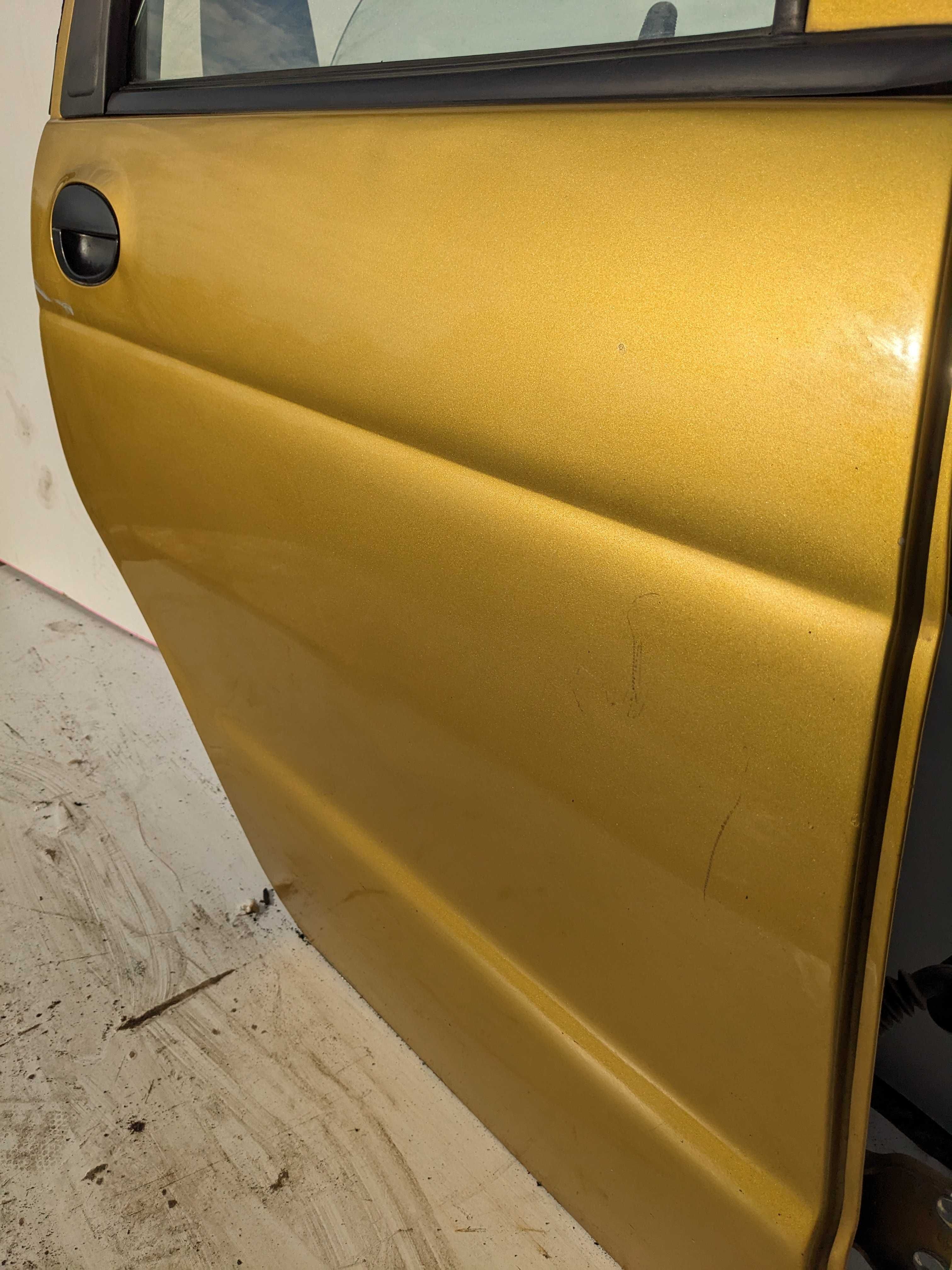 Daewoo Matiz Drzwi Prawe Tylne Prawy Tył PT Złote