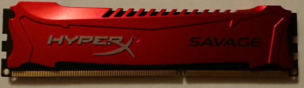 DDR3, 4gb 2400; корпус.