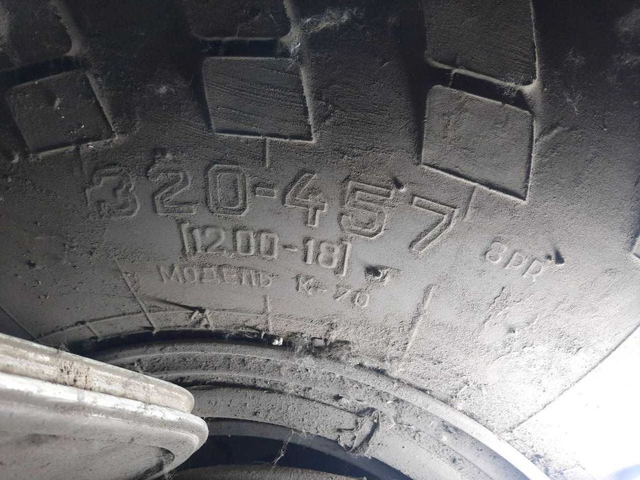 Колеса Шини 12.00-18 К-70 КШЗ ГАЗ-66 з диском б/у Скат резина