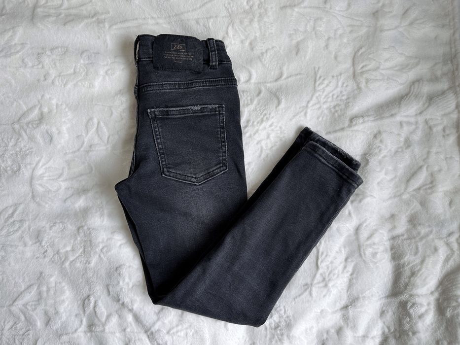Jeansy czarne Zara 122
