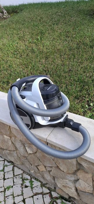 Aspirador Bosch Serie 2 Parquet em excelente estado