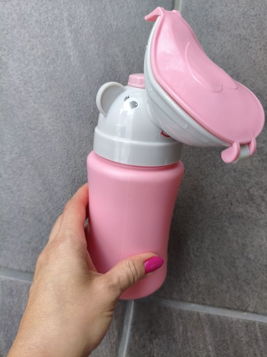 Nocnik turystyczny, pisuar dla dziewczynki