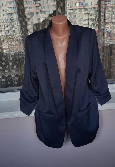 Синий классический пиджак жакет