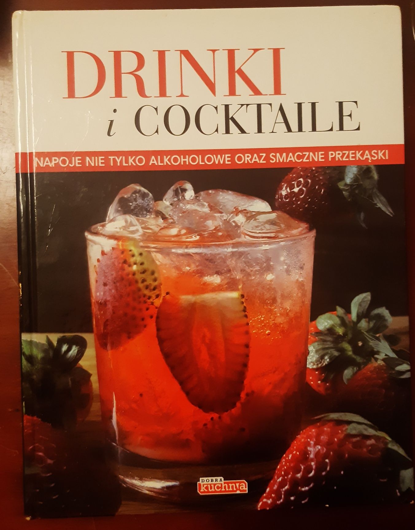 Książka z przepisami na drinki coctaile