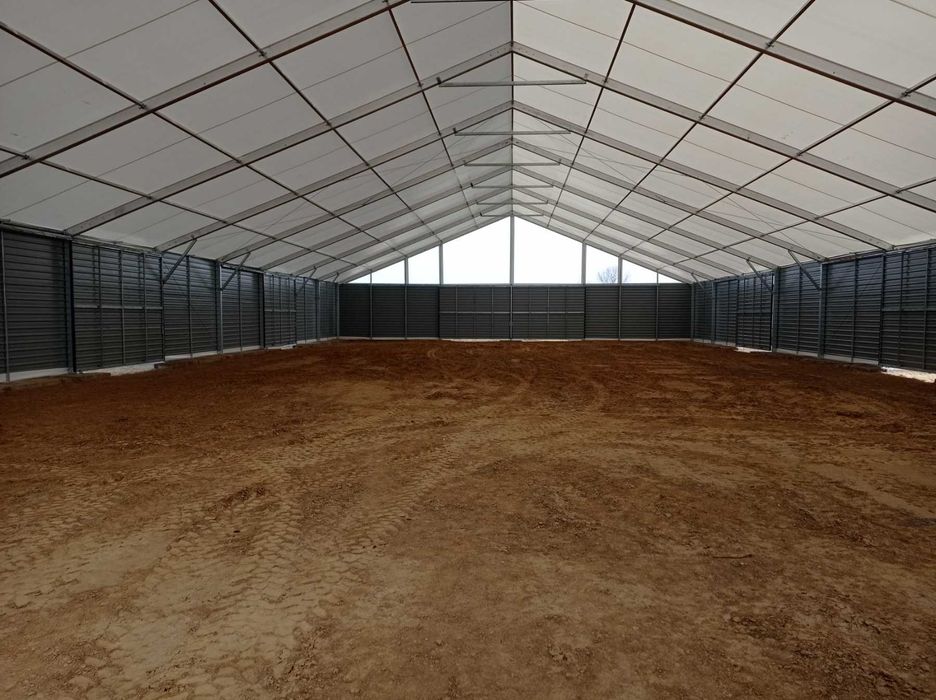 hala namiotowa 25x40x4m ujeżdżalnia dla koni boki z blachy trapezowej