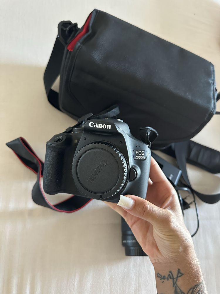 Camera canon 2000D