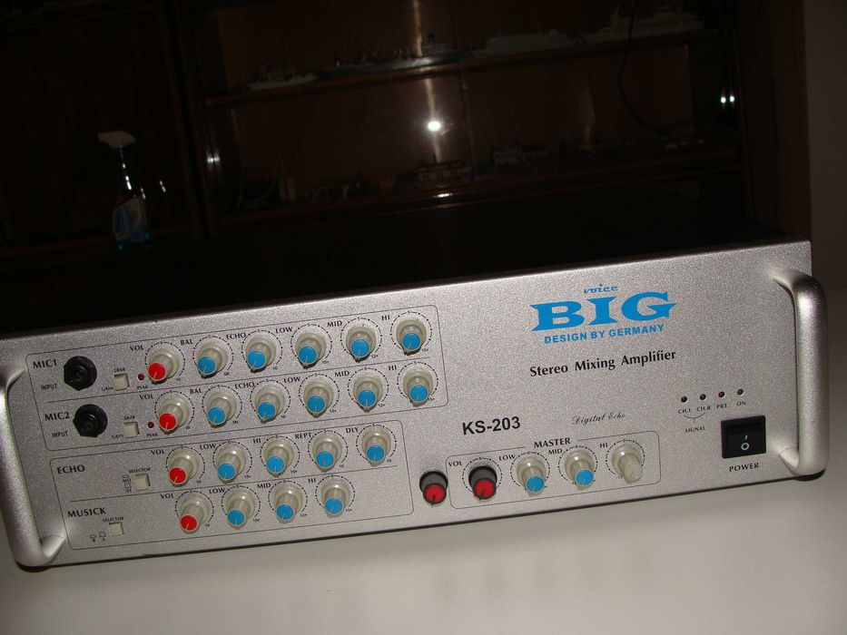 Активний мікшерний пульт BIG KS203