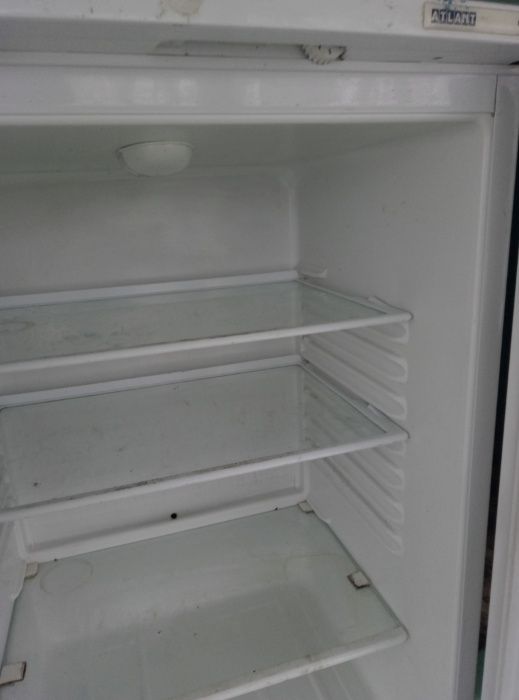Продам холодильник "Атлант", 2012 року випуску.