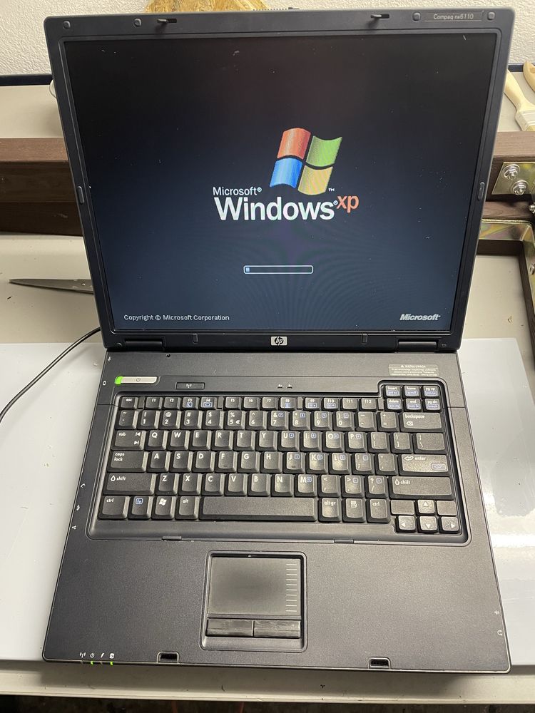 Laptop HP Compaq NX6110 z oryginalnym zasilaczem