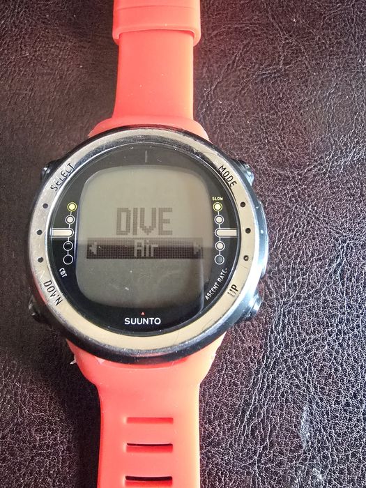 Suunto D4 komputer nurkowy