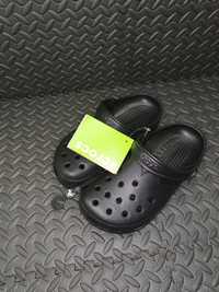 Klapki czarne crocs