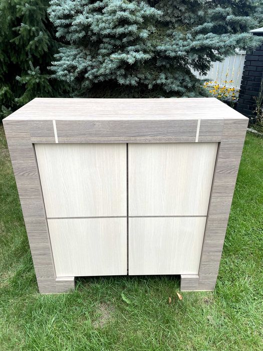 Komplet mebli do pokoju ucznia - biurko, szafka i komoda