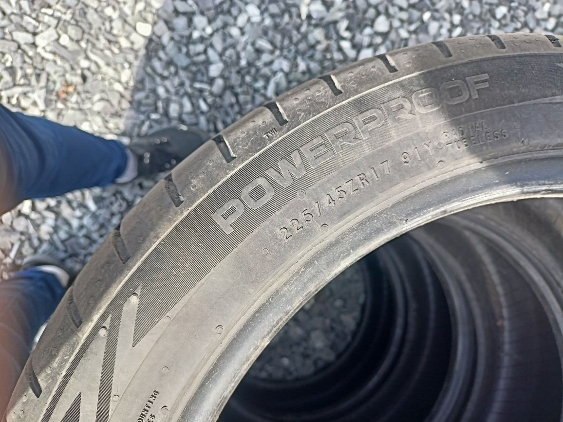 Opony letnie Nokian  225/45 17