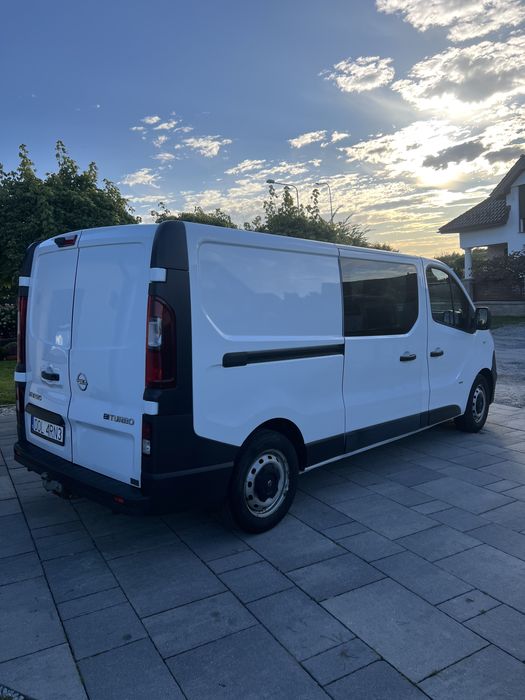 Opel Vivaro 6 osobowy Doka/holenderka/brygadowka