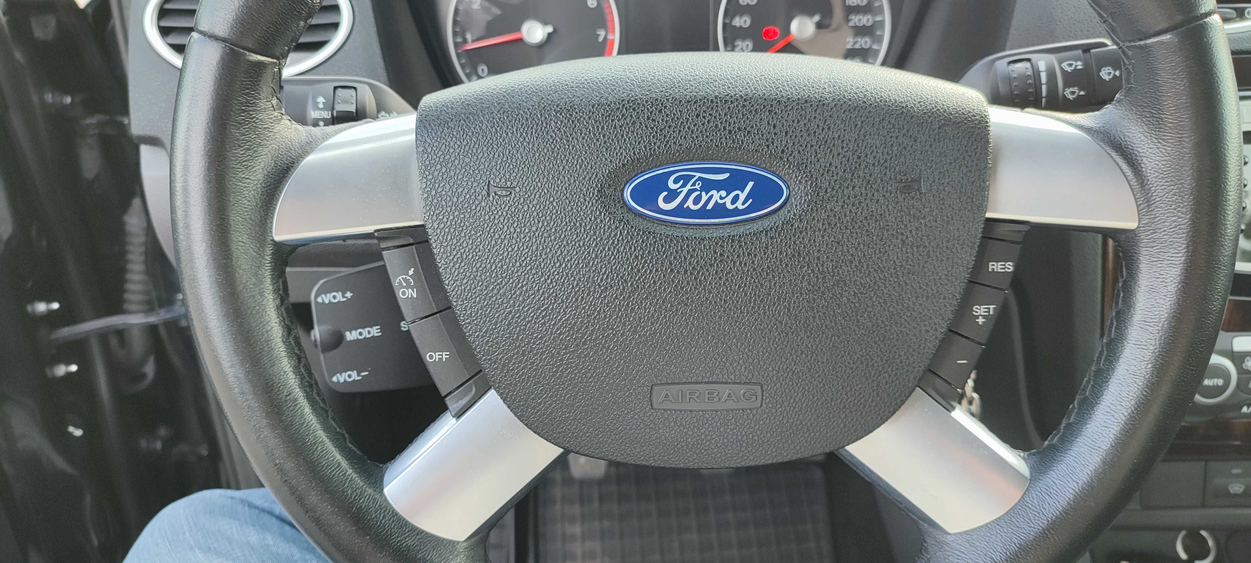 Ford Focus II 2007 седан