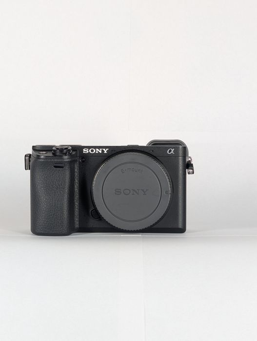 sony a6400 + клітка смолріг