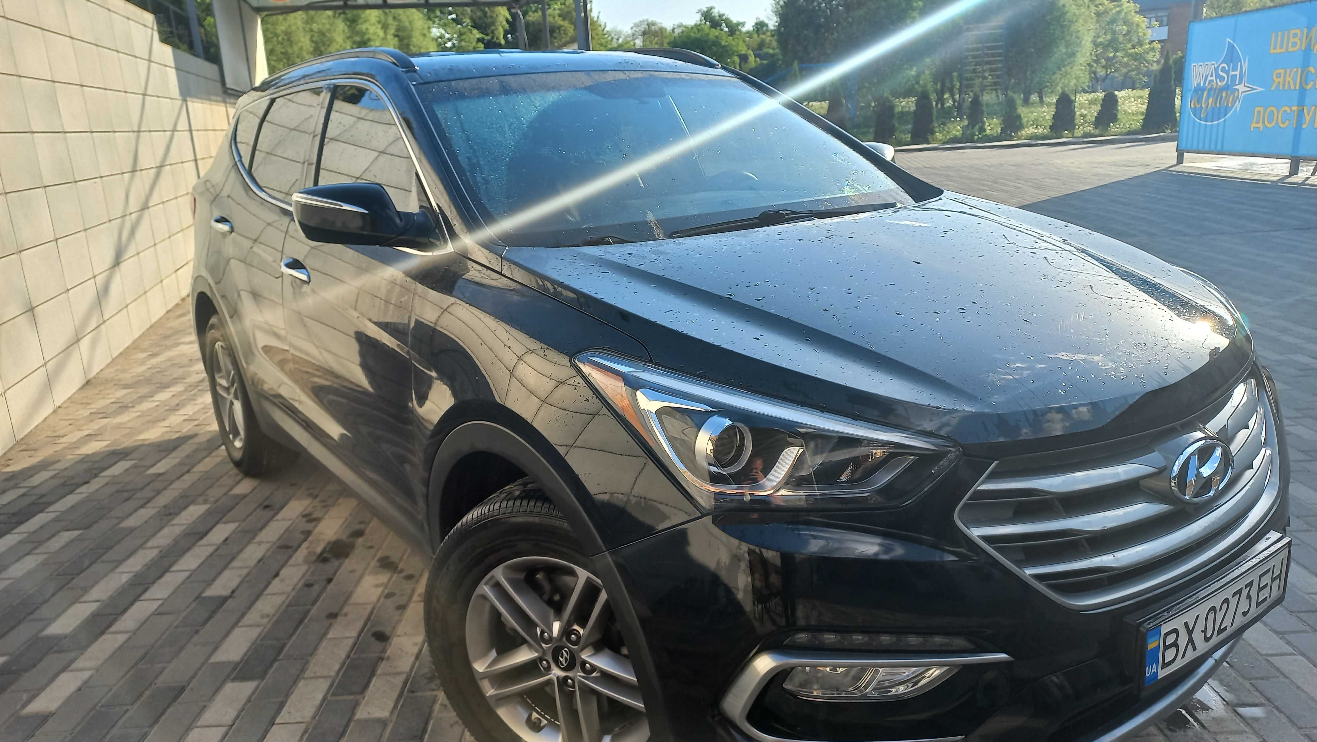 Продам Hyundai Santa Fe 2017