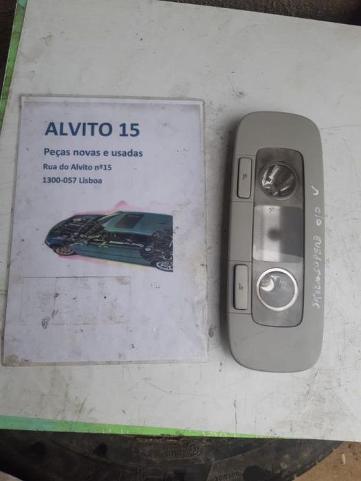 plafonier traseiro Skoda Superb 2010